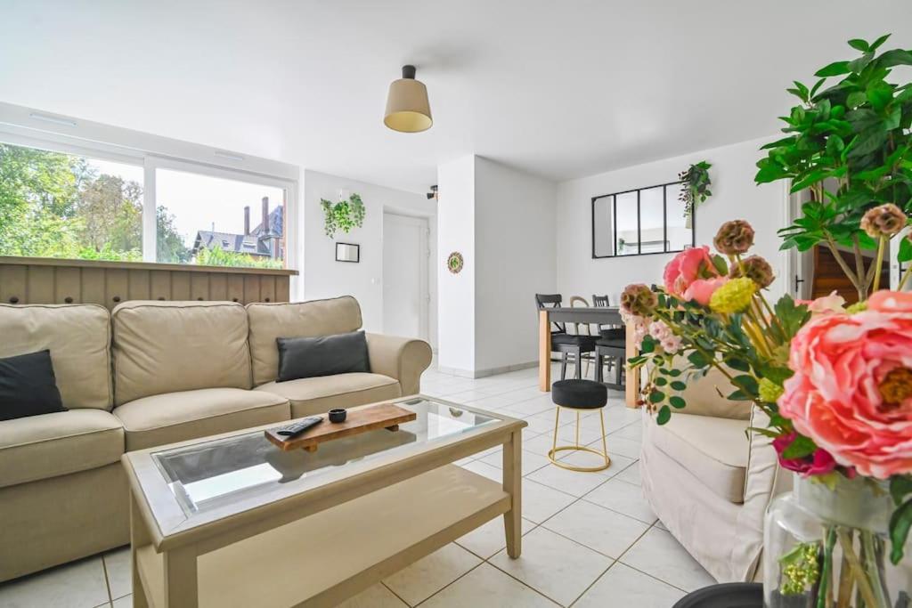 Logis Du Lys Apartment Boult-sur-Suippe Exterior foto